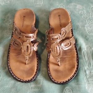 Naturalizer Sandals